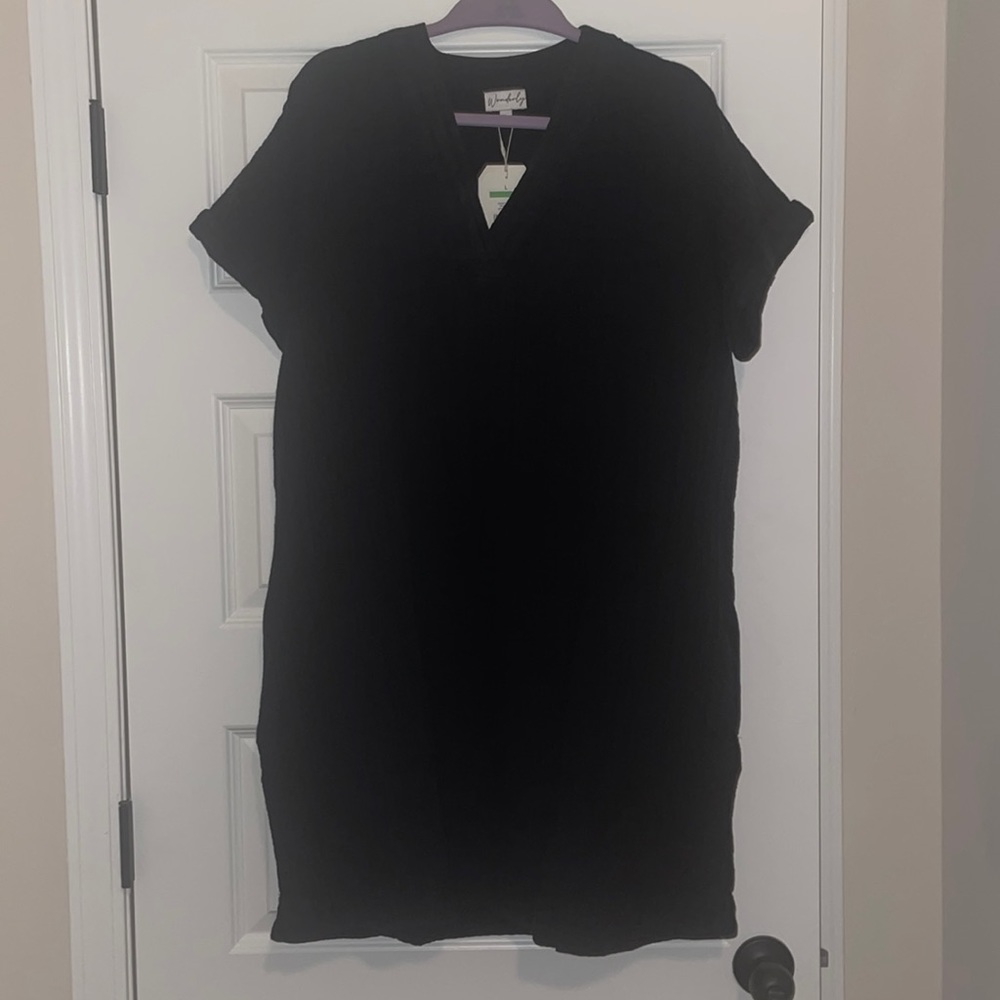 NWT Black wonderly cotton dress
